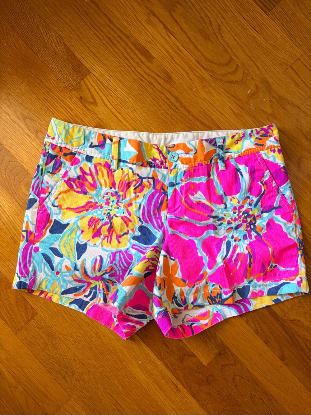 Lilly Pulitzer Bright Floral Callahan Shorts